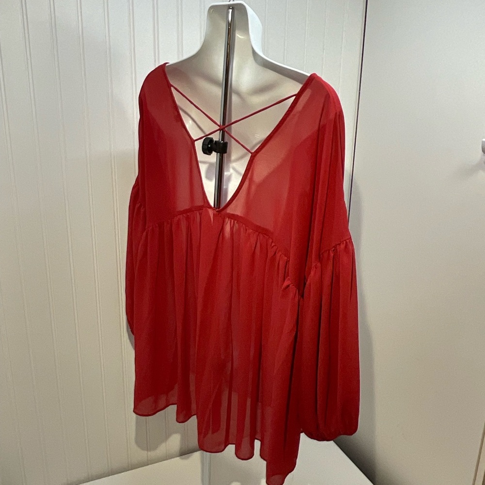 Umgee Deep V-Neck Red Balloon Sleeve Babydoll Top.  Size Small. - Picture 3 of 10